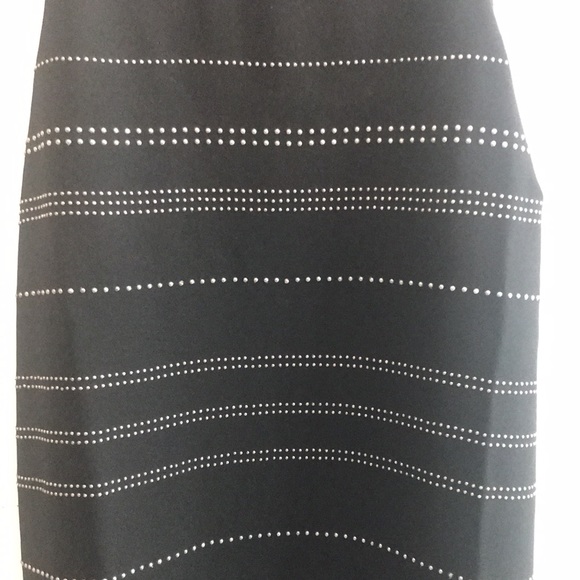 NWOT! Gap dress - Picture 4 of 6